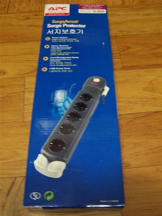 낙뢰, 과전압으로 전자제품을 보호하는 APC 서지보호기 P5B-KR 과전압 차단 5구 멀티탭 7 apc surgearrest p5b kr 3110 APC 서지보호기 P5B-KR 과전압 차단 5구 멀티탭