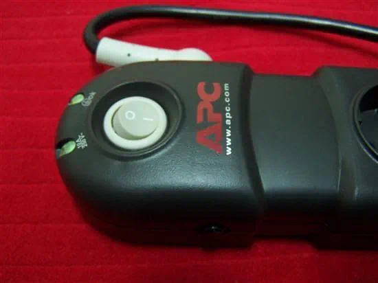 낙뢰, 과전압으로 전자제품을 보호하는 APC 서지보호기 P5B-KR 과전압 차단 5구 멀티탭 11 cfile1.uf@1366A40F4B63B6A60E17E3 회로 차단기 테스트 스위치