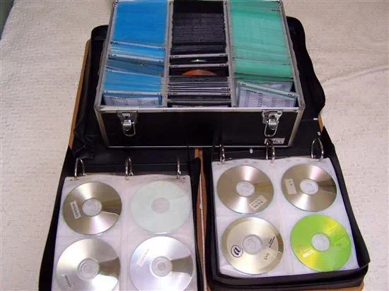 cd cleaning IMG 0799 CD, DVD 표면에 흠집이 많아 인식이 안될때 해결방법 - 시디 보관 방법