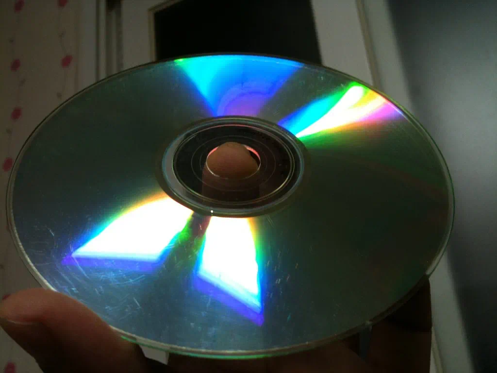 cd cleaning IMG 0811 CD, DVD 표면에 흠집이 많아 인식이 안될때 해결방법 - 시디 보관 방법
