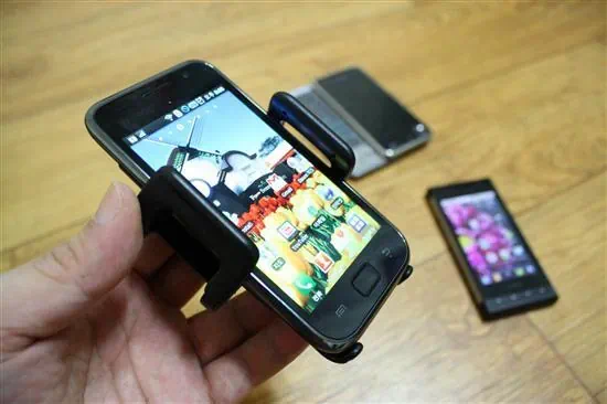 엑스기어 파워포트 자동차 시거잭 삽입형 스마트폰, 휴대폰 거치대 XGP652 16 cfile29.uf@120453254C7669985147C1 시거잭 층전기