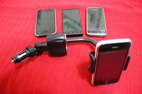 엑스기어 파워포트 자동차 시거잭 삽입형 스마트폰, 휴대폰 거치대 XGP652 12 cfile9.uf@200453254C76699A5D9307 시거잭 층전기