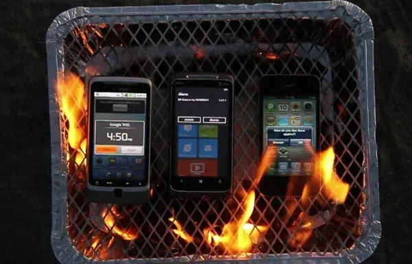 뭐가 더 오래 버티나 스마트폰 그릴에 굽기 테스트 1 cfile27.uf@20217B324CE039B41CF0FB 스마트폰 그릴에 굽기