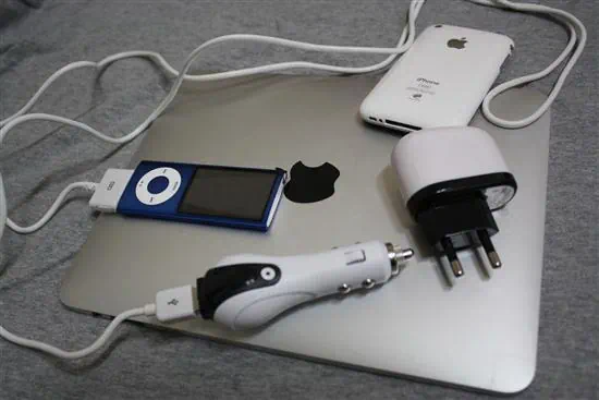 아이폰 충전기 큐릭 여행용 멀티충전기 - 충전 케이블이 길어서 좋은 애플 충전기 15 qric apple multi charging pack 116 아이폰 멀티 충전기