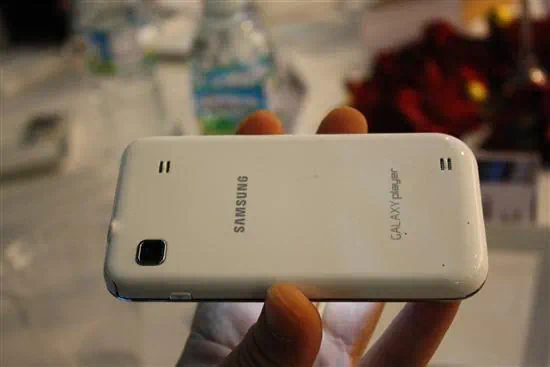 갤럭시 플레이어 가격 변동없이 출시, 갤럭시 플레이어 쇼케이스 씨스타 출연 10 cfile23.uf@167A7E3E4D2208B60E6478 1 갤럭시 플레이어 뒷면