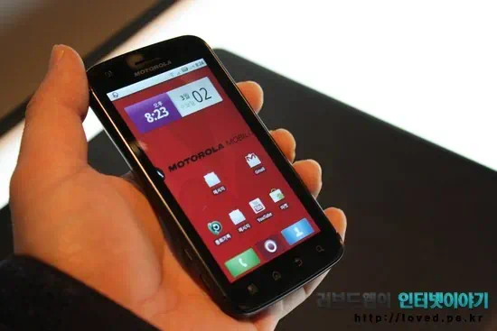 아트릭스 랩독, 새로운 모바일 컴퓨터 시대를 열다 2 cfile23.uf@203CFC444D6FC93F234364 모토로라 아트릭스