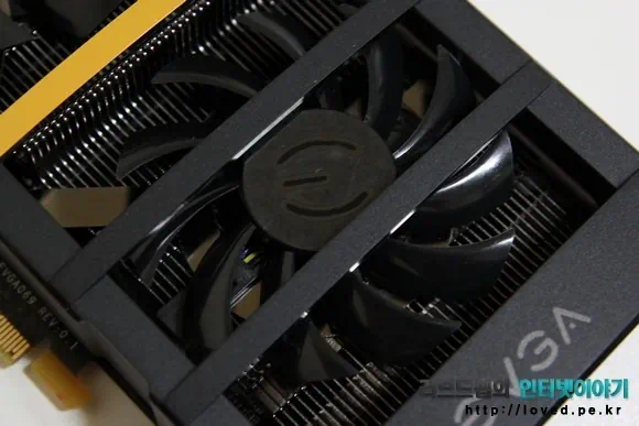 EVGA 지포스 GTX560 DS Super-SuperClocked 1GB 백플레이트