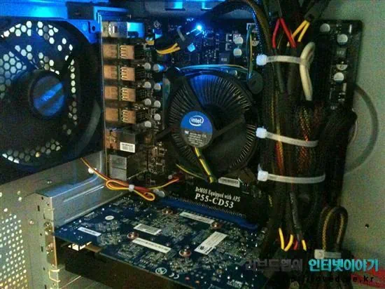 컴퓨터 속도 빠르게 하는 방법은? 인텔 SSD 320 Series PVR 80GB 사용 후기 1 cfile22.uf@2019A8494E92E49B23BD7F 조림 컴퓨터 내부