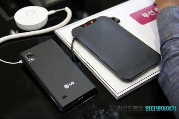 옵티머스 LTE2 무선충전기 보다 안드로이드 독 스피커가 낫다 8 cfile10.uf@14096B414FB9F2201A0F56 옵티머스 LTE2 무선충전기 충전패드 문제점