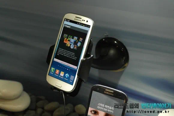 갤럭시S3 케이스, 거치대, 독 스피커 악세사리 총정리 28 cfile26.uf@13193D424FEC2C972D7D76 갤럭시S3 차량용 거치대