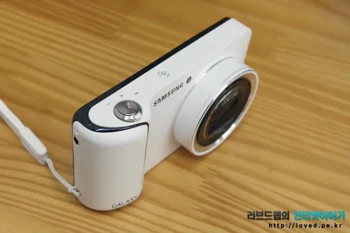 갤럭시 카메라 디자인