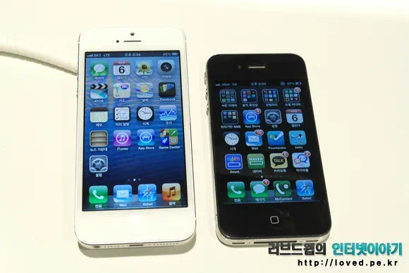 아이폰5와 아이폰4S 