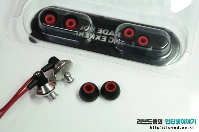 커널형 이어폰 아토믹 플로이드 파워잭스 리모트 28 loved.pe .kr 00090 이이폰과 이어폰 팁