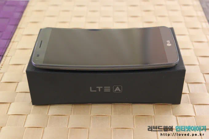 휘어진 스마트폰